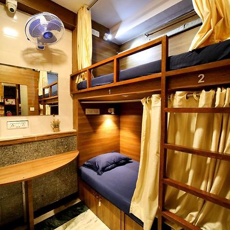 Maple Social Hubz-Hostel Mumbai Dış mekan fotoğraf